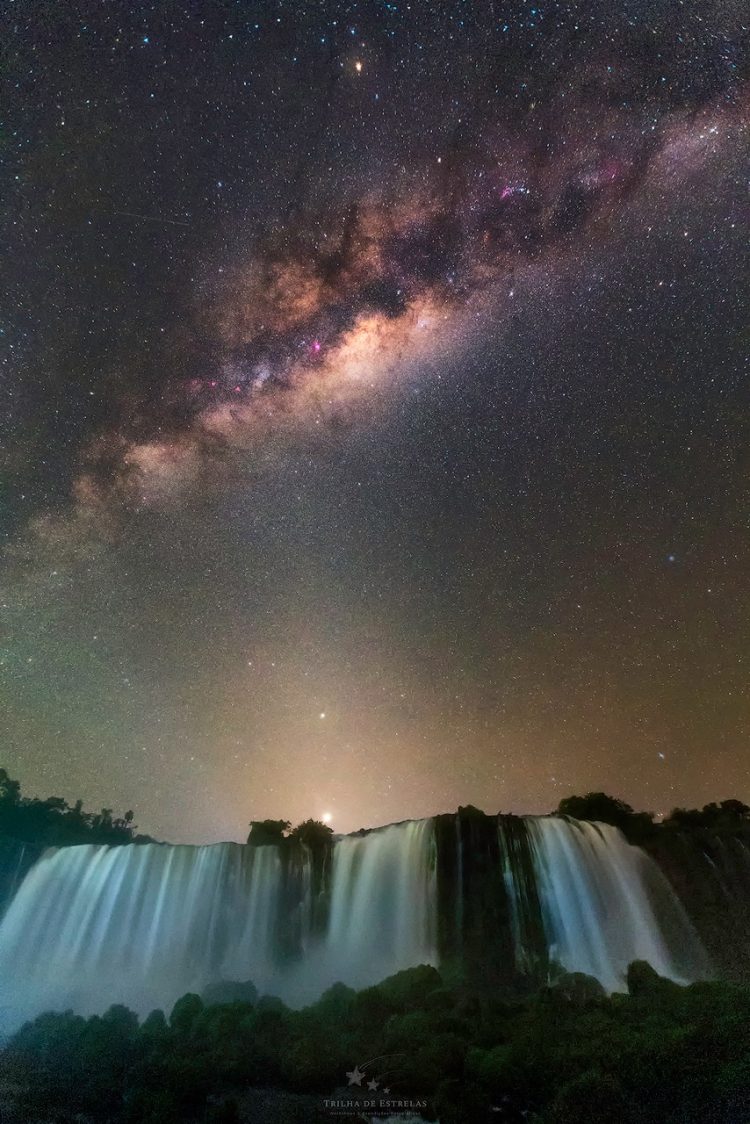 Cataratas do Iguaçu compõe registros celestiais inéditos