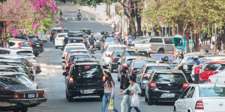 Empresários criam Núcleo da Avenida Brasil na ACIFI