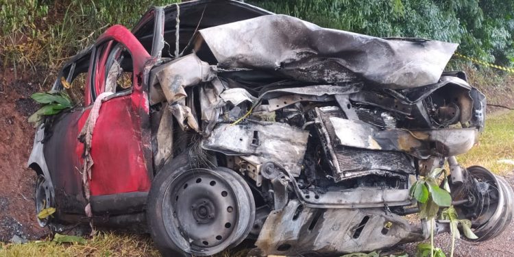 Acidente na BR-277 em São Miguel do Iguaçu deixa dois mortos