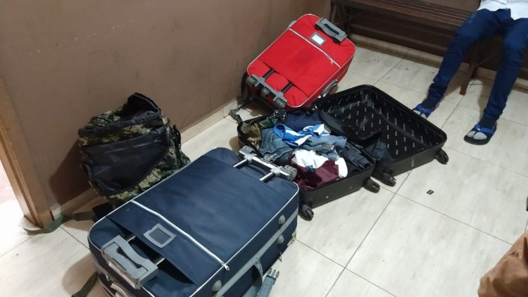 Polícia Militar apreende quase 40 quilos de maconha em ônibus