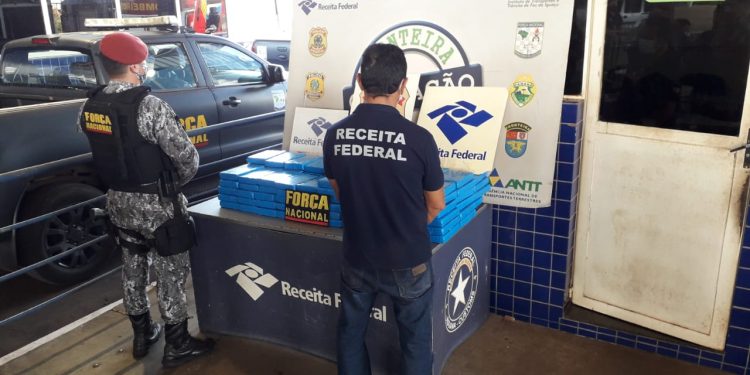 Receita Federal apreende 150 quilos de cocaína na Ponte da Amizade