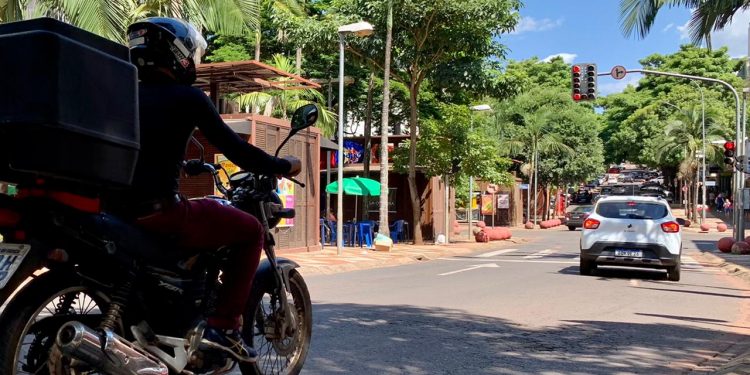 Câmara de Foz quer delivery até meia-noite