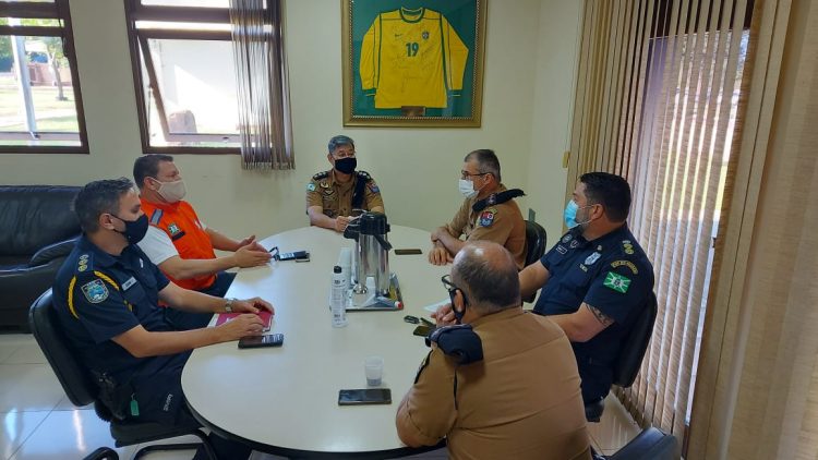 Forças de Segurança de Foz do Iguaçu reforçam fiscalização contra aglomerações