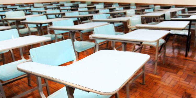 APP-Sindicato confirma greve contra retorno das aulas presenciais na próxima segunda, 15