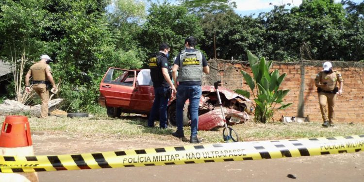 Homem de 44 anos morre após colidir veículo contra muro no Jardim Califórnia