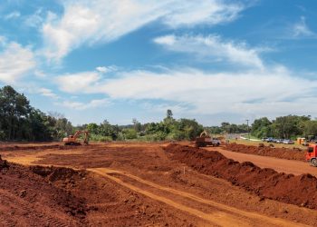 Obras da Perimetral Leste avançam em três frentes