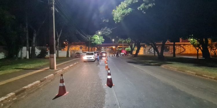 Com toque de recolher, prefeitura de Foz faz mais de 400 vistorias somente na terça, 16