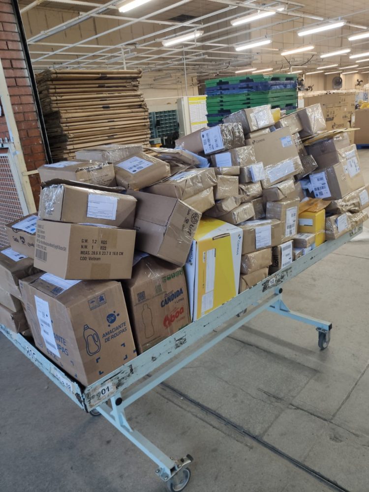 Receita Federal retém 368 volumes de remessas postais irregulares