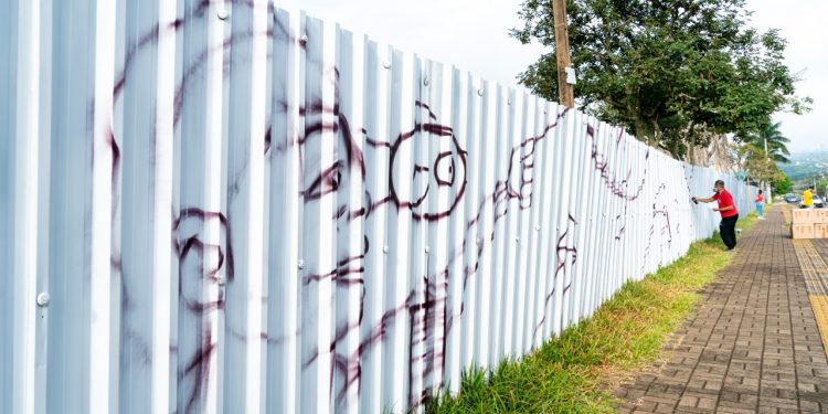 Itaipu espalha mensagens de gentileza em tapumes de obras financiadas pela usina