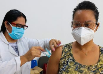 Mais de 25 mil doses da vacina contra o coronavírus foram aplicadas em Foz