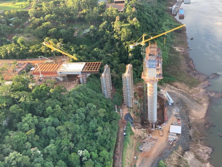 Obras da Ponte da Integração atingem quase 50%