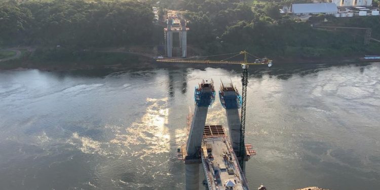 Obras da Ponte da Integração atingem quase 50%