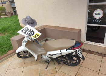 GDE prende mulher em flagrante por furto de motocicleta