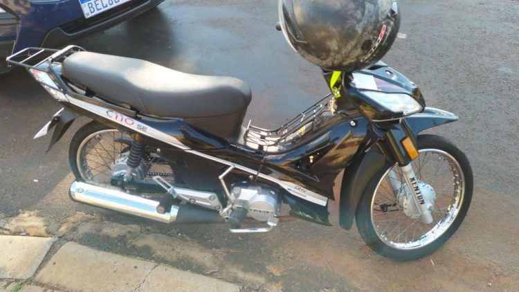 Guarda Municipal apreende adolescente com moto furtada no Paraguai