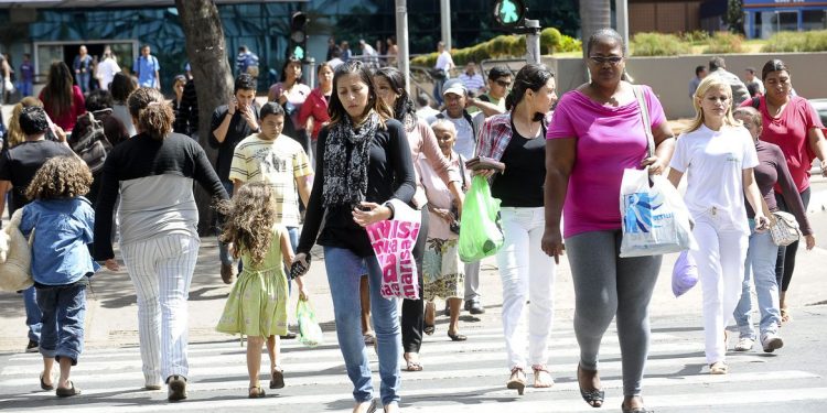 Combate ao desemprego deve ser prioridade para 41% da população