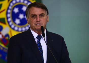 Bolsonaro envia MP do Auxílio Emergencial ao Congresso