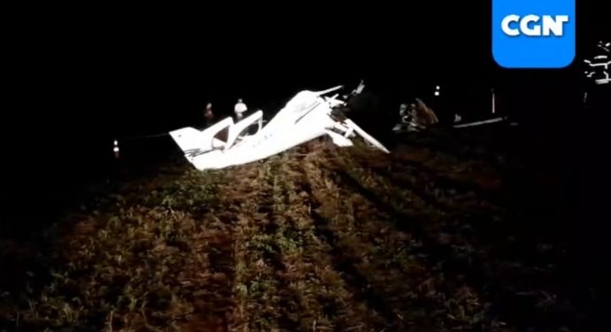 Duas pessoas morrem em queda de aeronave em Cascavel