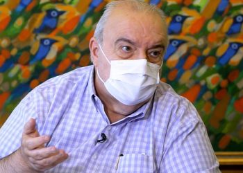 “Ivermectina e Cloroquina não matam vírus”, esbraveja prefeito de Curitiba