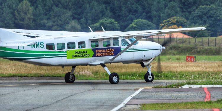 Foz recebe mais 6 mil doses de vacina contra Covid para vacinação de idosos
