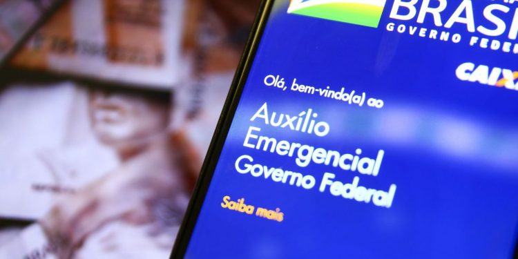 Termina segunda-feira prazo para contestar auxílio emergencial negado