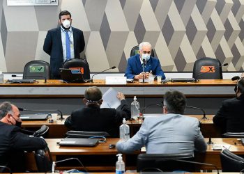 CPI da Pandemia é instalada e Renan Calheiros é confirmado relator