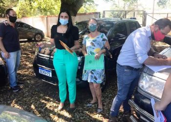 Promotoria paraguaia devolve três veículos roubados em Foz do Iguaçu