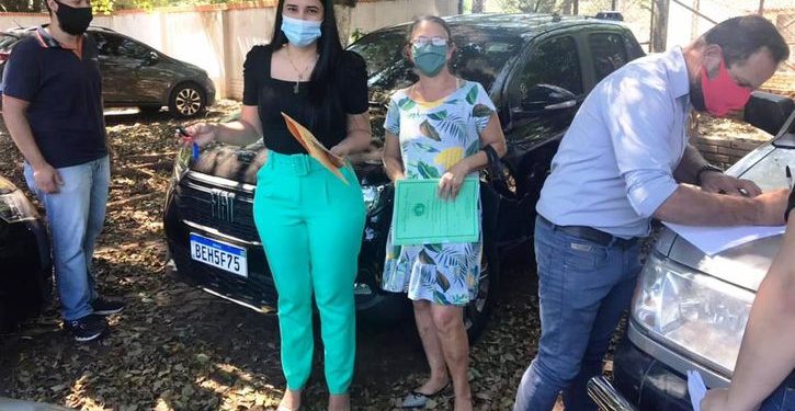 Promotoria paraguaia devolve três veículos roubados em Foz do Iguaçu