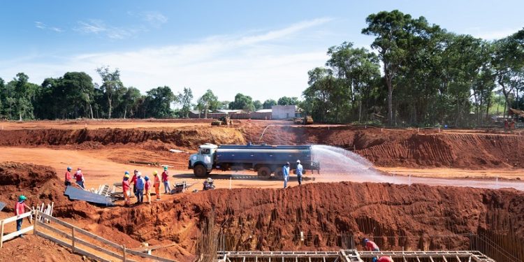 Avanço nas obras da Perimetral Leste, financiada por Itaipu, gera novos empregos