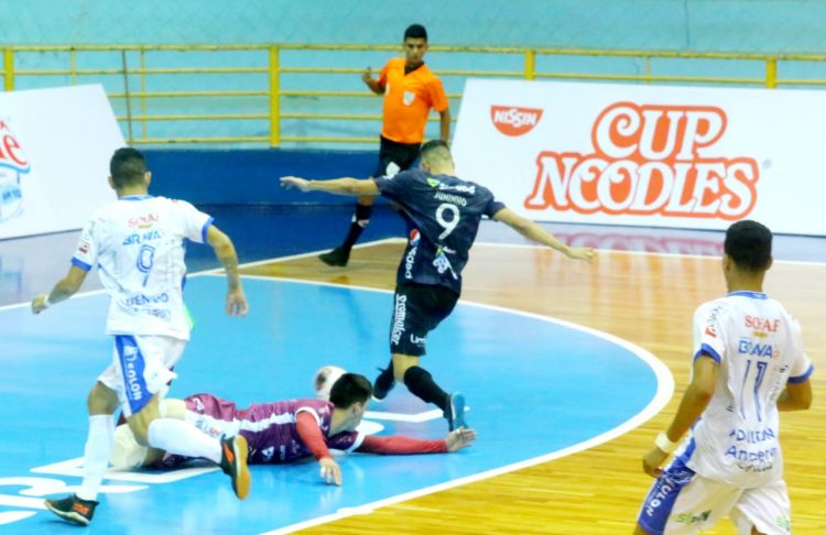Foz Cataratas bate Ampere e mantem invencibilidade no paranaense