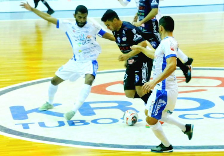 Foz Cataratas bate Ampere e mantem invencibilidade no paranaense