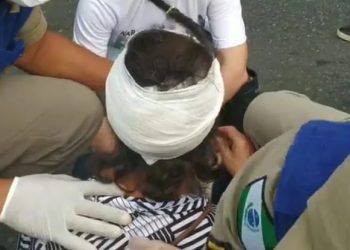 Idosa que participava de Marcha Cristã é atingida por objetos jogados de prédio em Curitiba