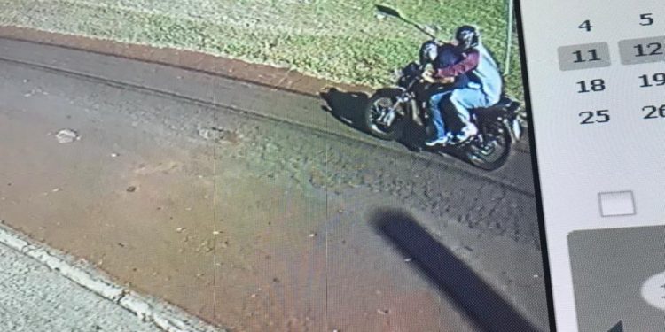 Homem morto na Vila A foi atingido por tiro acidental disparado por comparsa de crime