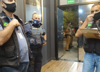 Equipes da Prefeitura de Foz mantêm fiscalização para garantir cumprimento das medidas restritivas