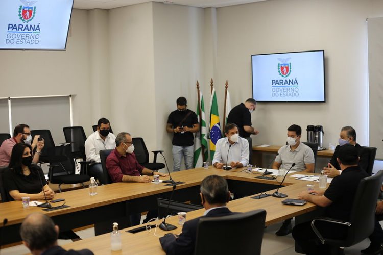 Governador Ratinho Junior vai anunciar pacote de auxílio para Foz