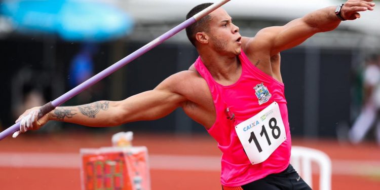Atletas do Instituto de Atletismo de Foz quebram recordes em torneio nacional
