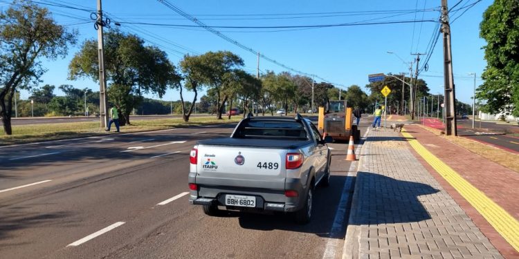 Com reclamações, Itaipu informa que sinalização na Tancredo Neves não está concluída