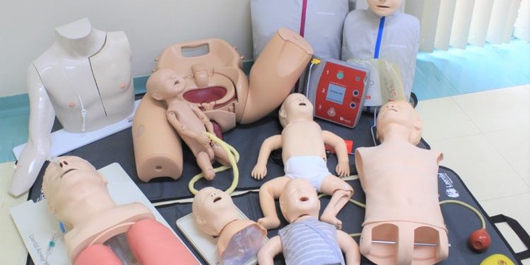 Hospital Costa Cavalcanti adquire 23 bonecos de simulação realística para realização de treinamentos