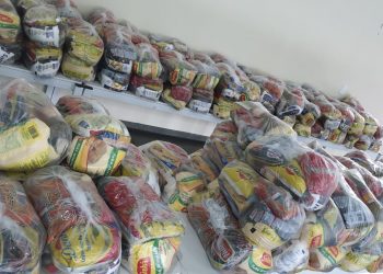 Secretaria de Educação de Foz retoma distribuição dos kits da merenda escolar
