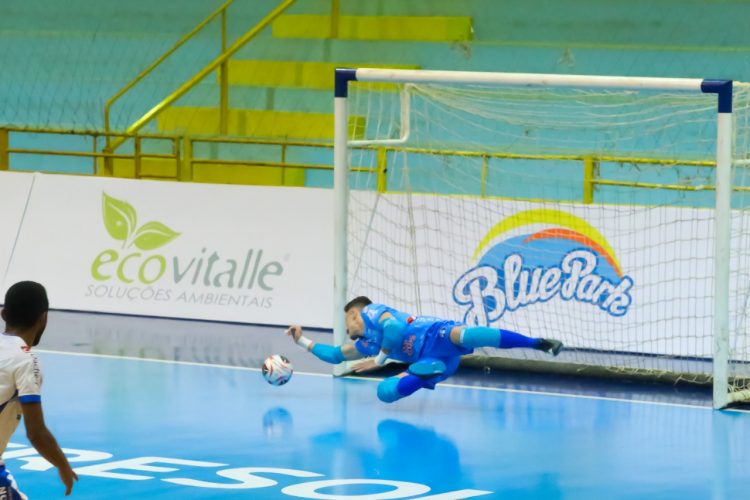 Foz Cataratas Poker Futsal recebe o Campo Mourão neste sábado