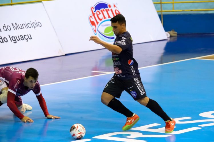 Foz Cataratas Poker Futsal recebe o Campo Mourão neste sábado