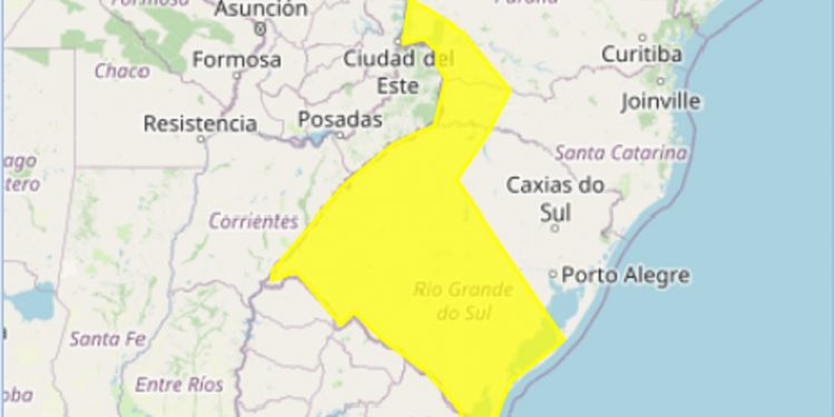 Tempestade pode atingir Foz nesta sexta-feira, 16, alerta INMET