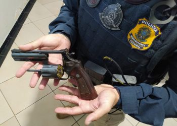 PRF prende idoso com revólver na cintura em Santa Terezinha de Itaipu