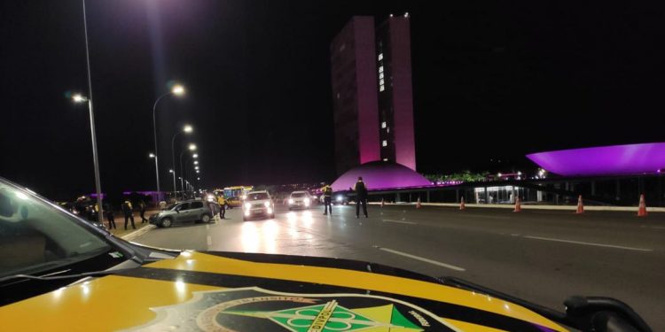 Nova lei de trânsito entra em vigor nesta segunda-feira, 12