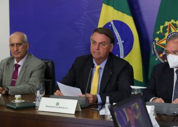 Bolsonaro diz que país oferece oportunidades únicas a investidores
