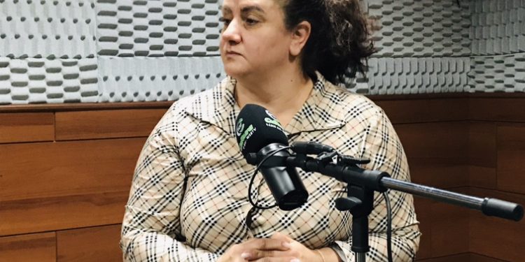 Pais e professores querem o retorno das aulas presenciais, disse diretora do Núcleo de Educação