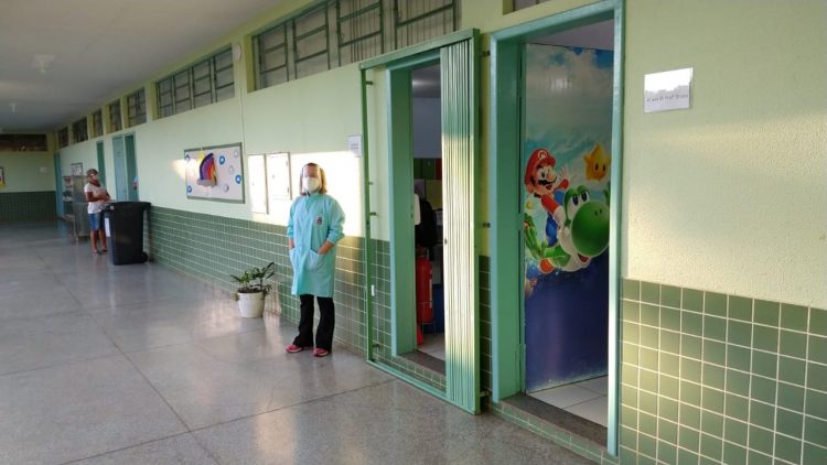 Primeiro dia de aula presencial na Rede Pública Municipal ocorre de forma tranquila