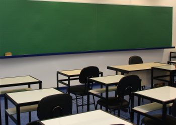 Educadores iniciam greve nesta segunda-feira, 10, e não retomarão aulas presenciais
