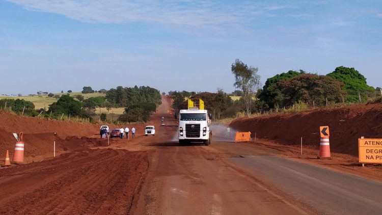 Financiadas pela Itaipu, obras da Estrada Boiadeira já ultrapassam 30% da execução