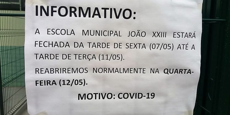 Rede Municipal de Ensino já teve 143 profissionais infectados desde o início do ano, diz sindicato