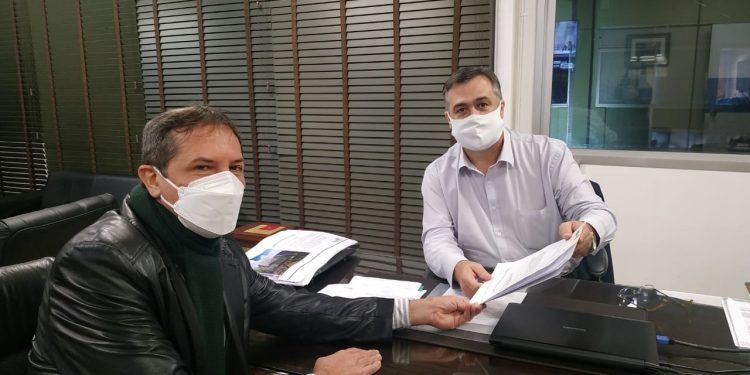 Governo do Estado garante vacina da Pfizer para Foz do Iguaçu